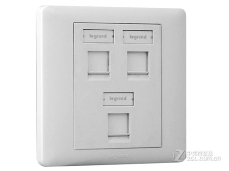罗格朗632801与632806对比 多媒体插座与信息面板的区别和选购建议